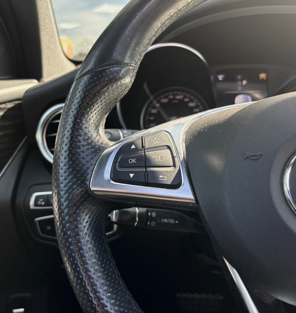 Classe GLC COUPE 2.2 250 D 204ch SPORTLINE 4MATIC 9G-TRONIC EURO6C BVA 2019 occasion 64122 Urrugne