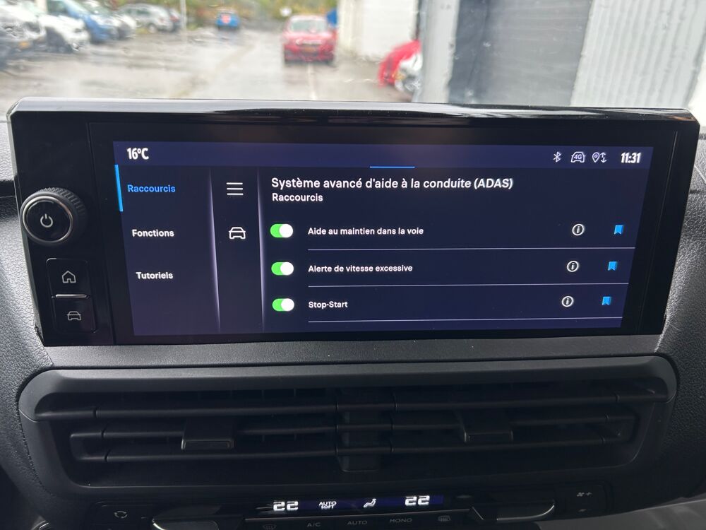 Proace FOURGON 2.0L 140ch H1L1 TECHNO MC24 + ATTELAGE + CARPLAY + C 2025 occasion 38420 Le Versoud