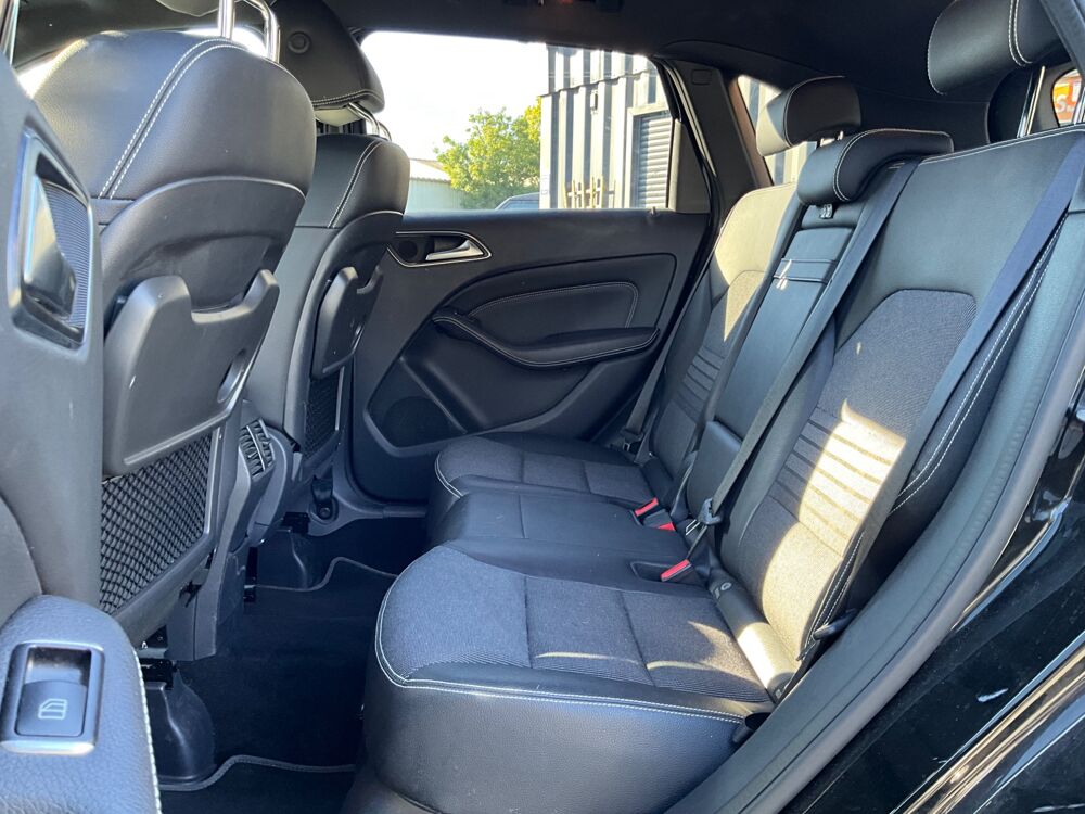 Classe B 1.6 180 120 SENSATION 7G-DCT BVA / ENTRETIENS MERCEDES / CAM 2017 occasion 17000 La Rochelle