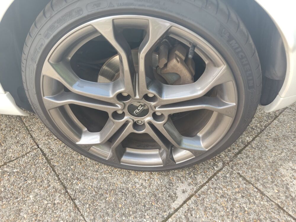 Clio 1.6 200 RS EDC BVA 2015 occasion 69150 D&eacute;cines-Charpieu