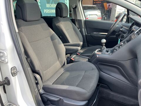 5008 GENERATION-I 1.6 HDI 115 CH ALLURE / 7 PLACES 2014 occasion 47000 Agen