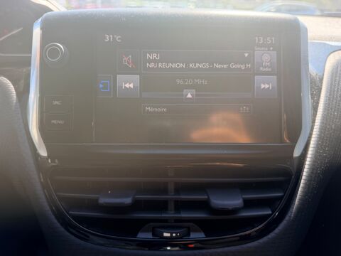 208 1.2 PURETECH 82 CH STYLE + RADAR AR 2017 occasion 97410 Saint-Pierre