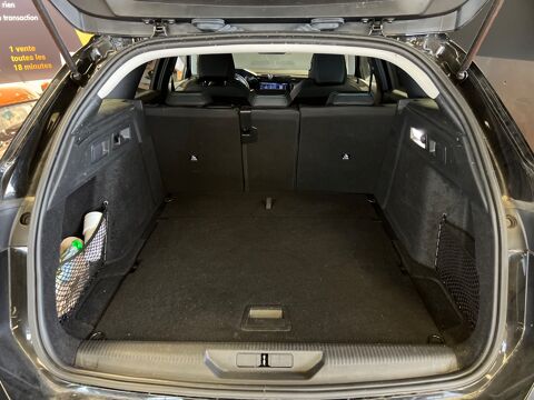 308 SW 1.5 130 ALLURE BVA // APPLE CARPLAY // CAMERA 360 // SlEG 2024 occasion 44300 Nantes