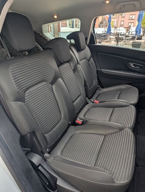 Grand scenic IV 1.6 DCI 130ch BUSINESS 7 PLACES - CARPLAY RADAR AV/AR ATTELA 2018 occasion 57600 Forbach