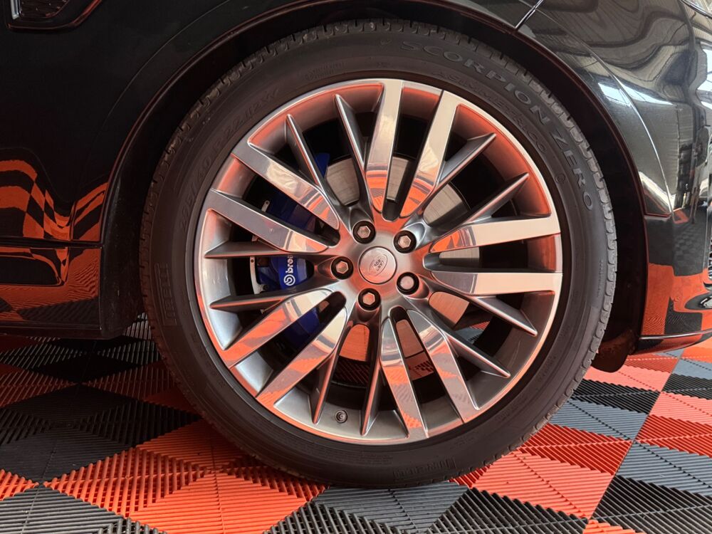 Range Rover V8 5.0 550 CH SVR / ORIGINE FRANCE / TOIT OUVRANT / MERIDIAN 2016 occasion 29000 Quimper