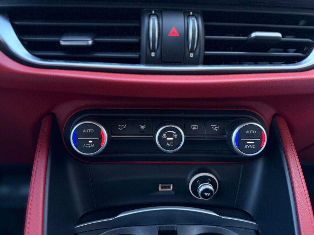 Stelvio 2.2 D 210ch SPORT EDITION Q4 BVA 2018 occasion 25300 Pontarlier