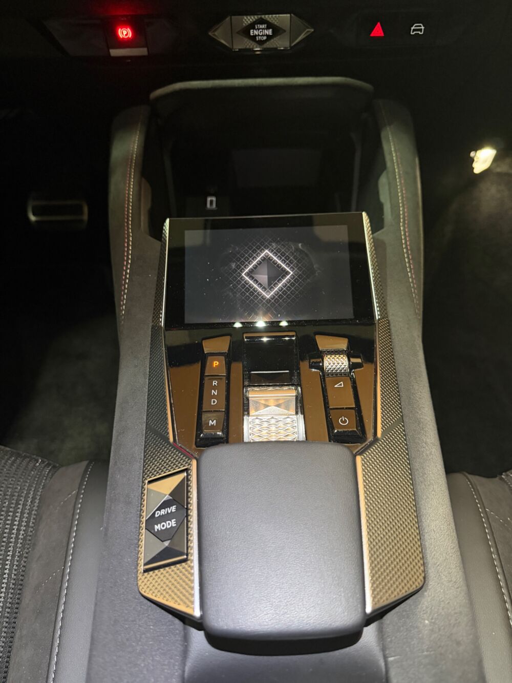 DS4 1.5 BLUEHDI 130CV-PERFORMANCE LINE PLUS EAT BVA-CARPLAY-CAME 2022 occasion 60740 Saint-Maximin