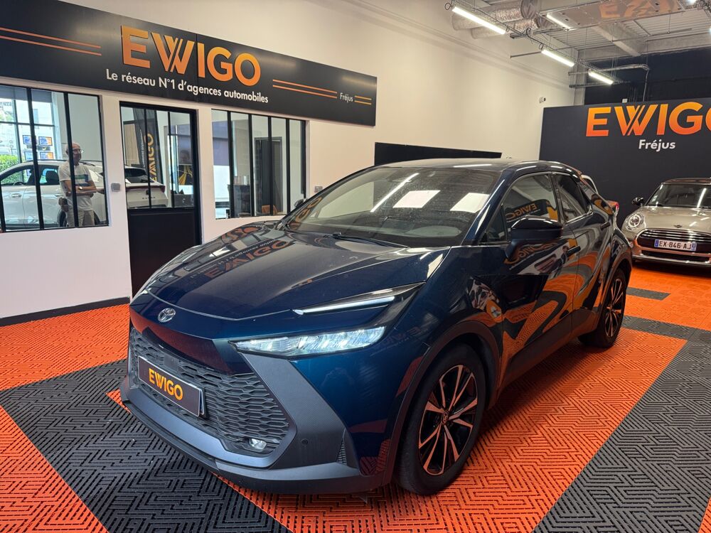 C-HR 1.8 140H 100 HYBRID FULL-HYBRID 0.85KWH DESIGN 4X2 BVA 2024 occasion 83600 Fr&eacute;jus