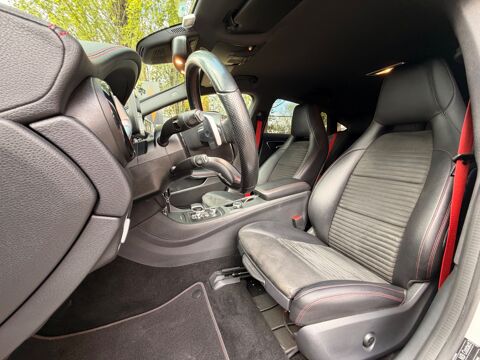 Classe CLA 45 SHOOTING BRAKE 2.0 380Ch PH 2 AMG 4MATIC SPEEDSHIFT-DCT B 2016 occasion 76150 Saint-Jean-du-Cardonnay