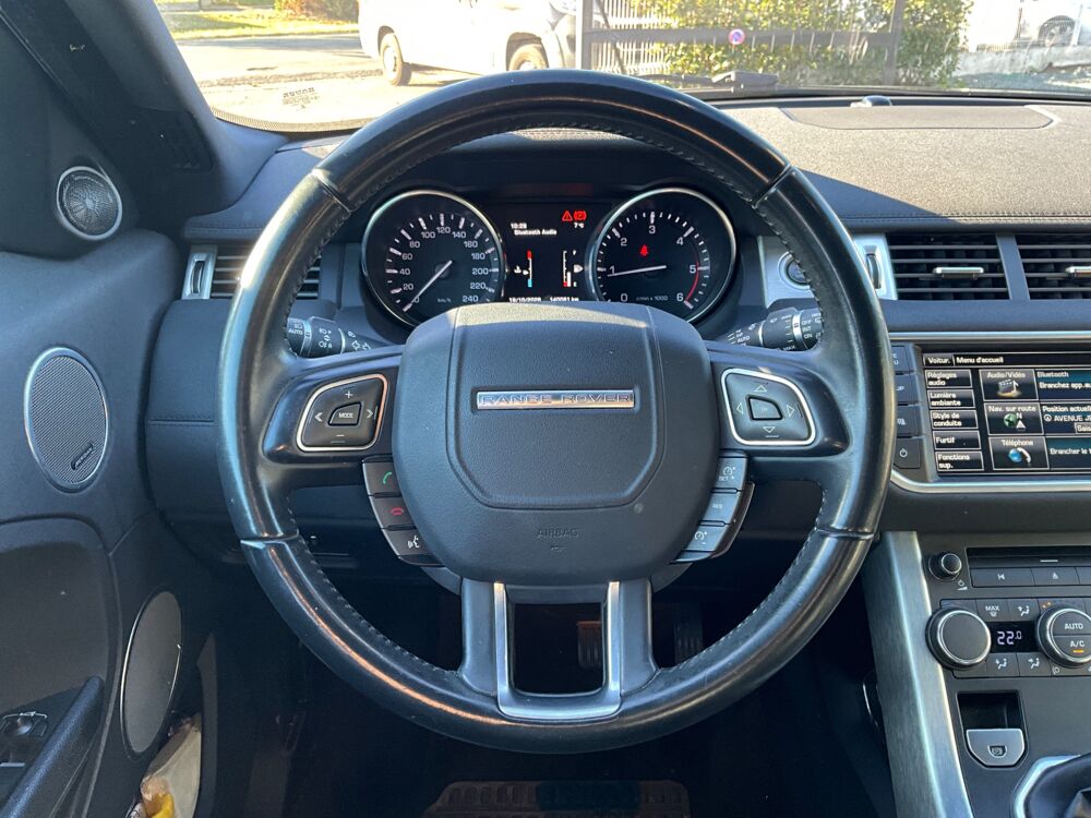 Range Rover Evoque 2.2 ED4 150Ch PURE AVEC PACK TECH 2WD / DISTRIBUTION NEUVE / 2015 occasion 17000 La Rochelle