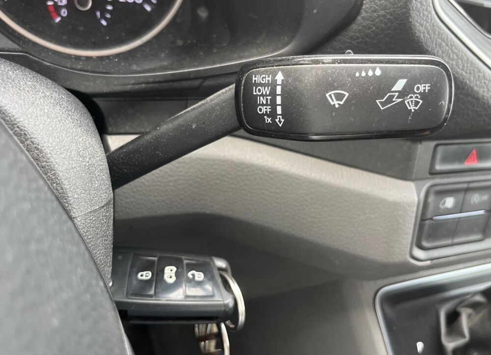 Crafter FOURGON 2.0 TDI 175 30 L3H3 BUSINESS LINE BVA + CARPLAY + CA 2019 occasion 54000 Nancy