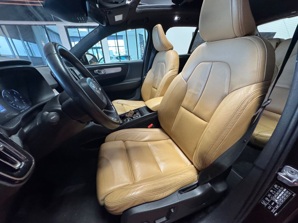 XC40 2.0 D3 150 INSCRIPTION LUXE 2WD GEARTRONIC BVA 2018 occasion 83600 Fr&eacute;jus