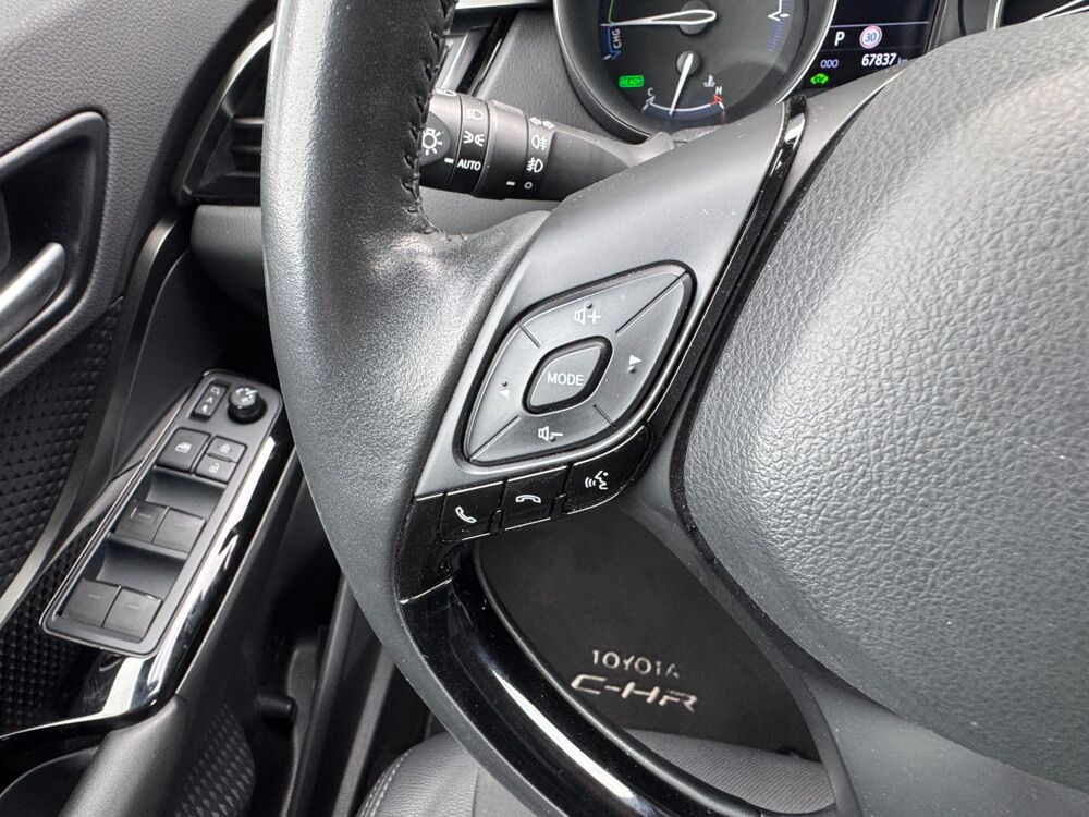 C-HR 2.0 HSD 184H 150 FULL-HYBRID 1.4KWH S&eacute;rie Sp&eacute;ciale TEAM DEUT 2022 occasion 64122 Urrugne