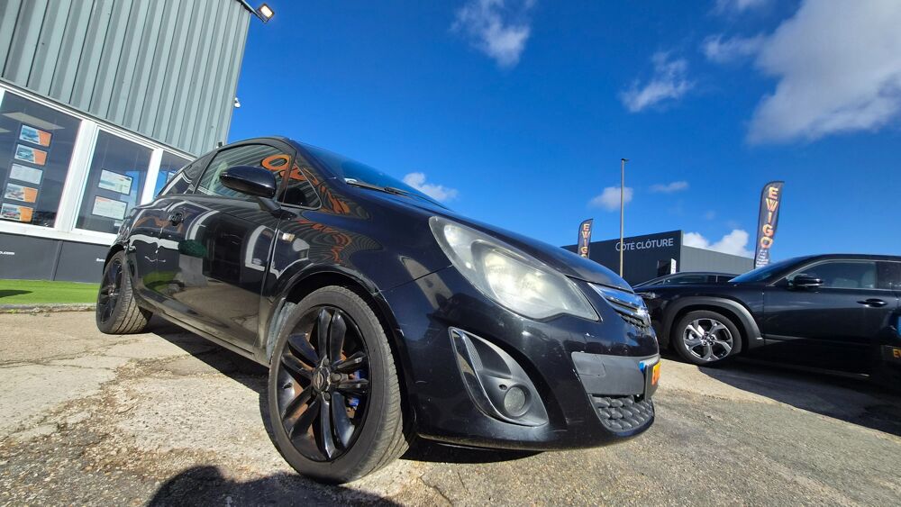Corsa 1.4T 120cv COLOR EDITION - CLIMATISATION - VITRES ELECTRIQUE 2014 occasion 27000 &Eacute;vreux