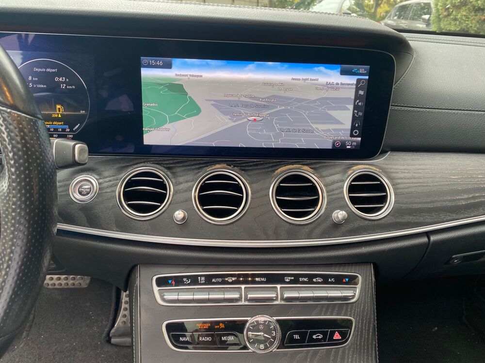 Classe E 2.0 220d 195CH AMG LINE *VIRTUAL COCKPIT*TOIT OUVRANT*CAMERA 2019 occasion 13009 Marseille