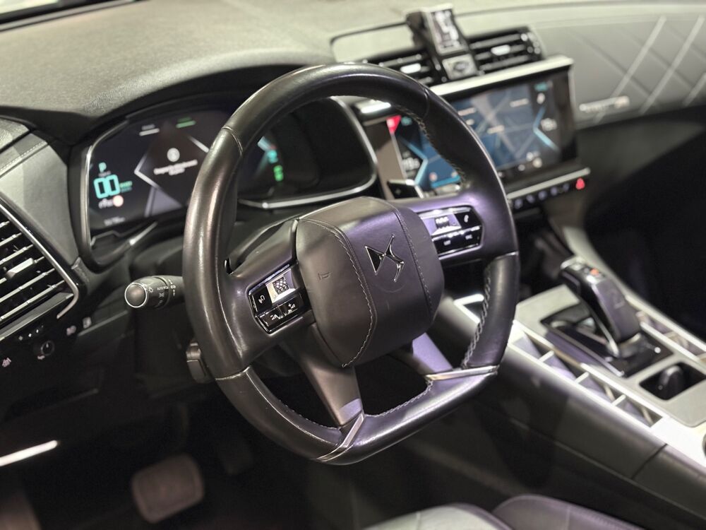 DS3 1.6 300 CH PHEV HYBRID RIVOLI 4X4 / CAMERA / CARPLAY / ATTEL 2020 occasion 29000 Quimper