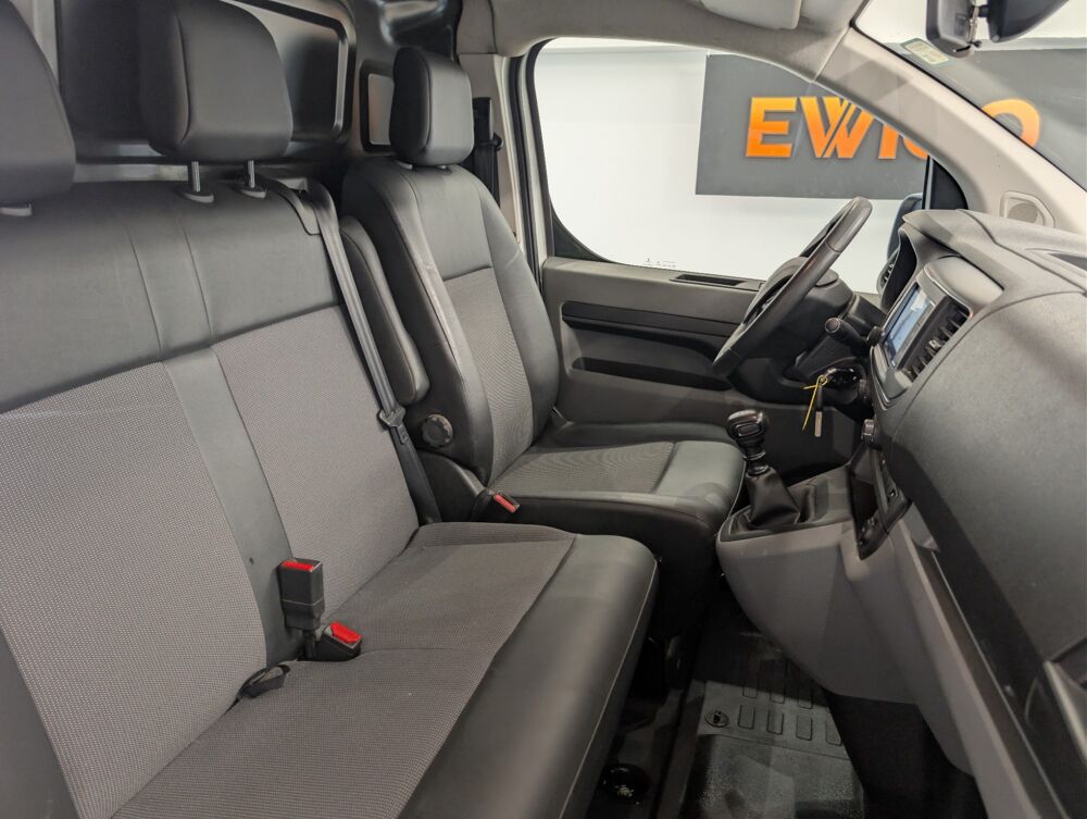 Expert FOURGON 1.5 BLUEHDI 120ch L1 PREMIUM TVA RECUPERABLE 11 658€ 2019 occasion 90160 Bessoncourt