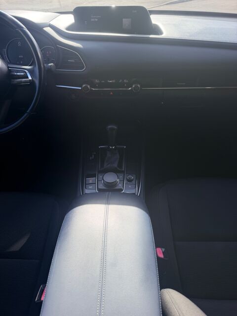 CX-30 1.8 SKYACTIV-D 116 CH BUSINESS + CAMERA DE RECUL 2020 occasion 97410 Saint-Pierre
