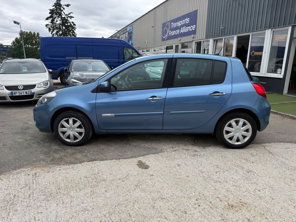 Clio 1.5 DCI 70CH AUTHENTIQUE - CLIMATISATION - CARPLAY 2010 occasion 27000 &Eacute;vreux