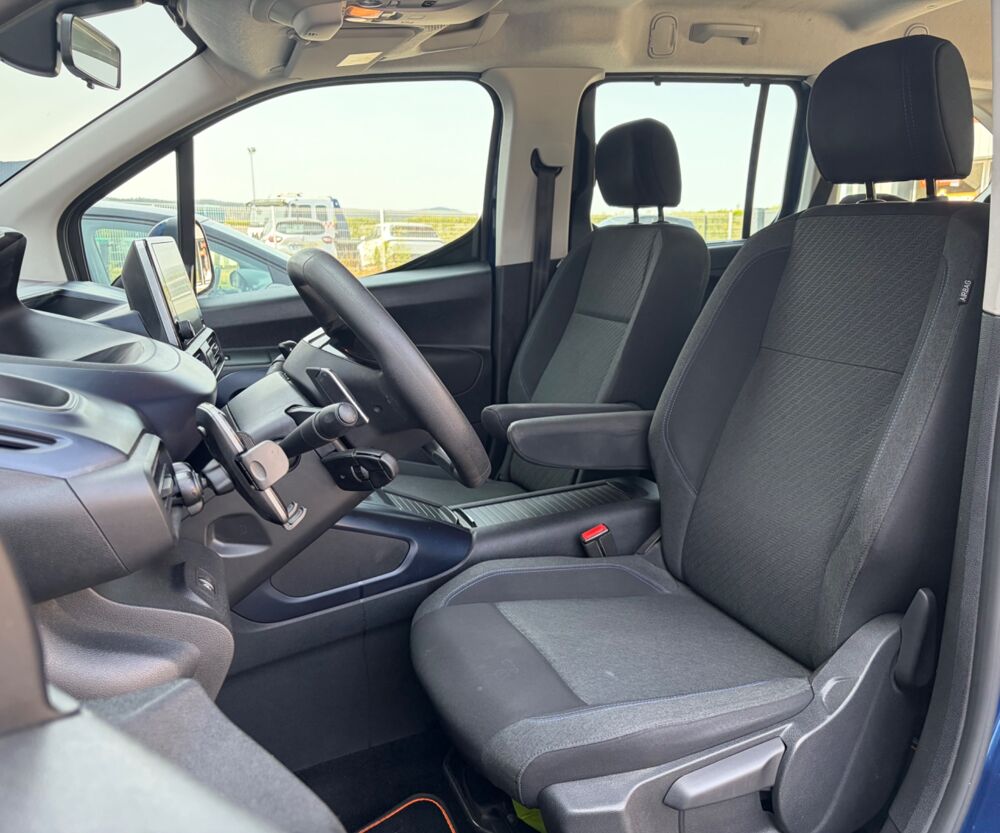 Rifter COMBI 1.5 BLUEHDI 130ch L2 ALLURE EAT BVA START-STOP 2019 occasion 25300 Pontarlier