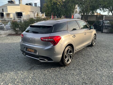 DS5 2.0 E-HDI HYBRID4 200H 165 CH FULL-HYBRID SPORT CHIC 4X4 BVA 2018 occasion 17000 La Rochelle