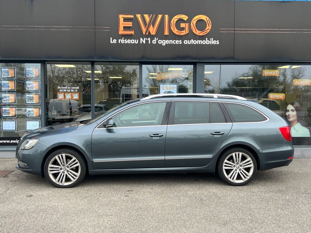 Superb COMBI 2.0 TDI 140 cv ELEGANCE DSG BVA - TOIT PANOMRAMIQUE OU 2014 occasion 68170 Rixheim