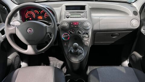 Panda DYNAMIC 1.2 70 TEINTE ROUGE - CLIMATISATION - DISTRIBUTION 0 2011 occasion 33610 Cestas