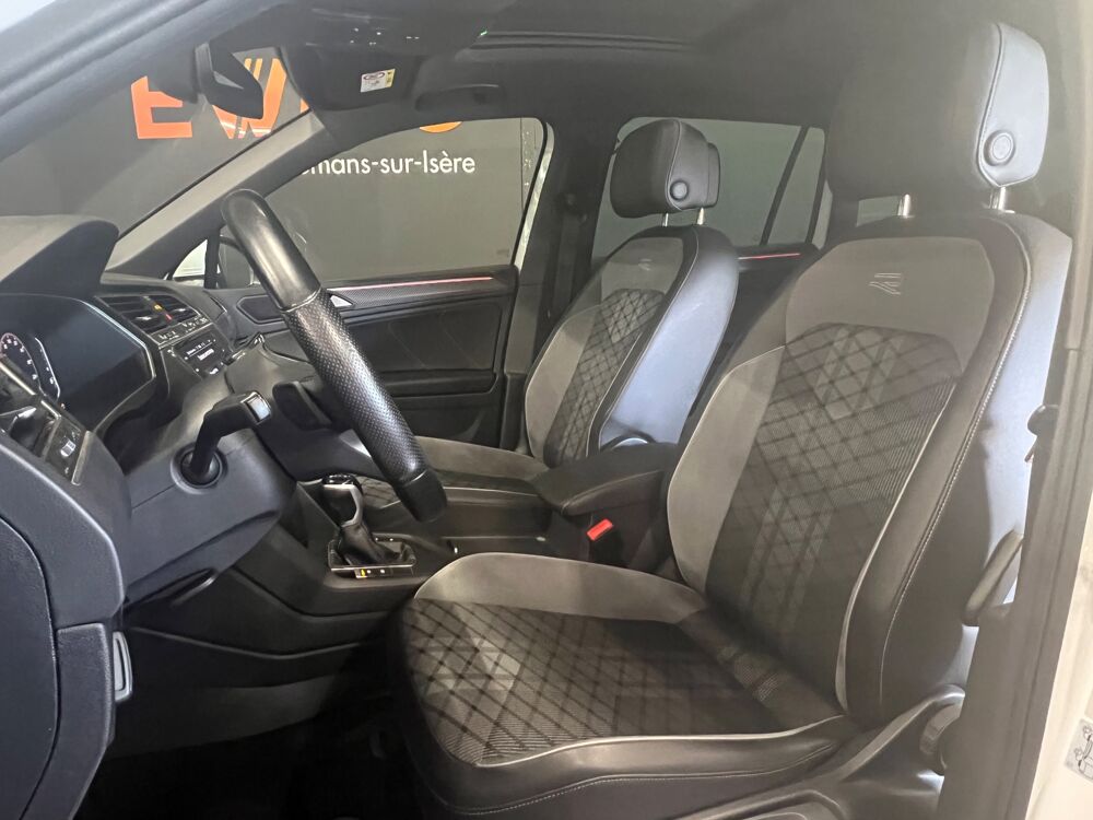 Tiguan 2.0 TDI 150ch DSG7 R-LINE EXCLUSIVE TOIT PANORAMIQUE CAMERA 2023 occasion 26100 Romans-sur-Is&egrave;re