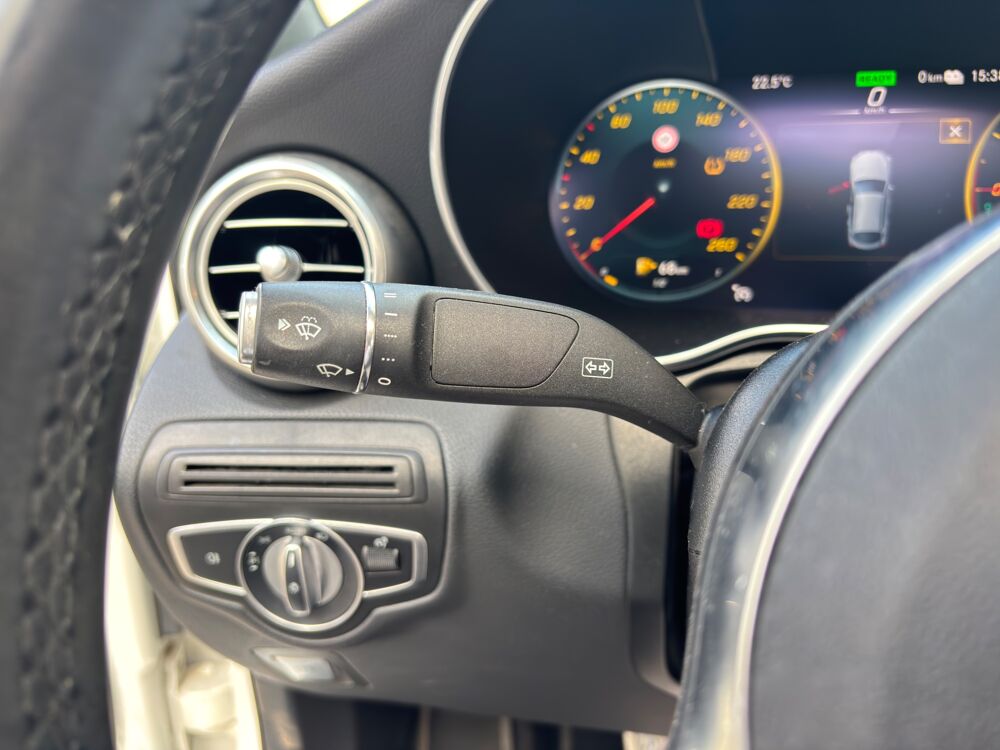 Classe GLC COUPE 2.0 300 E 313H 205 EQ PHEV HYBRID 31.2KWH AMG LINE 4MA 2020 occasion 69150 D&eacute;cines-Charpieu