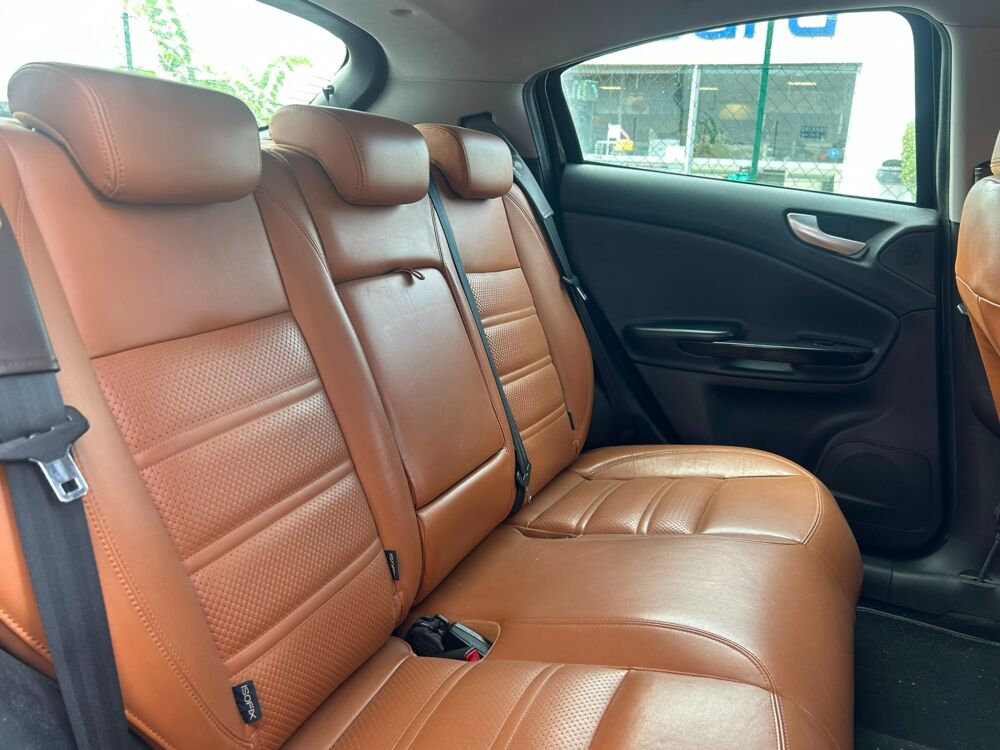 Giulietta 2.0 JTDM 170 CH EXCLUSIVE S&S / DISTRIBUTION + EMBRAYAGE NEU 2012 occasion 40000 Mont-de-Marsan