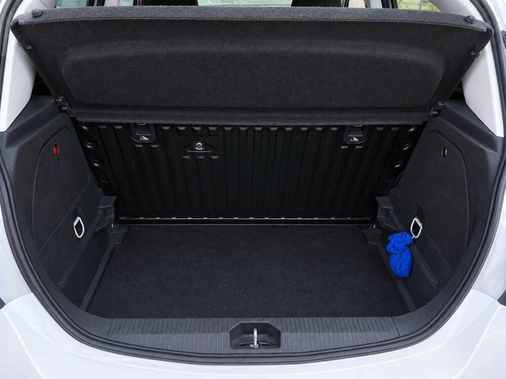 Corsa 1.2 70 CH - ACTIVE - CHA&Icirc;NE DE DISTRIBUTION 2019 occasion 26000 Valence