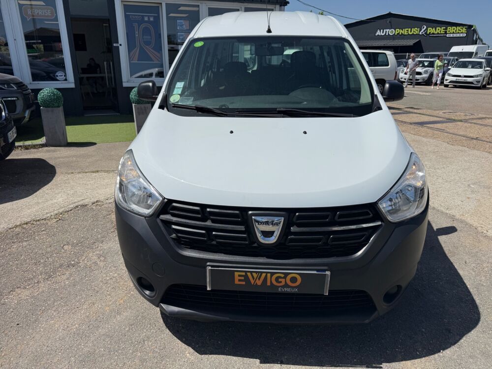 Dokker COMBI 1.5 DCI 90CH AMBIANCE - 1&Egrave;RE MAIN - CLIMATISATION - RE 2017 occasion 27000 &Eacute;vreux