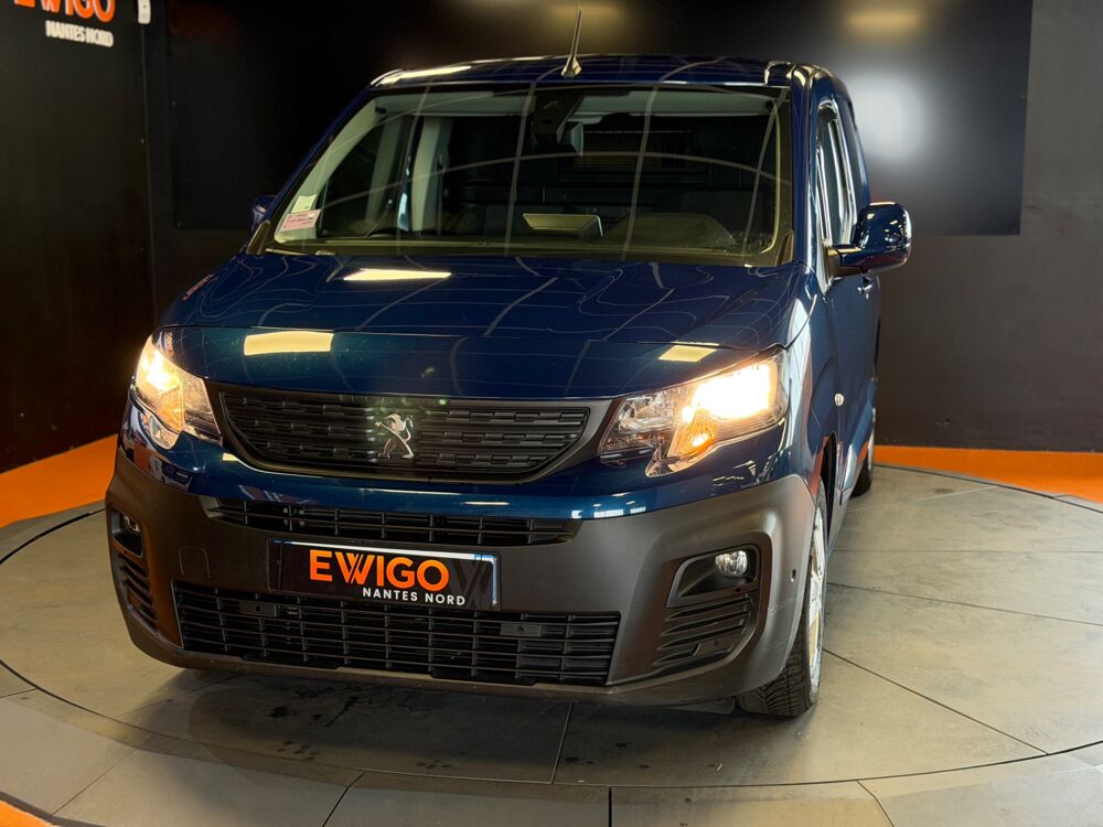 Partner FOURGON 1.5 BLUEHDI 130 1000KG L1 M 10409€ HT // ATTELAGE // 2020 occasion 44300 Nantes