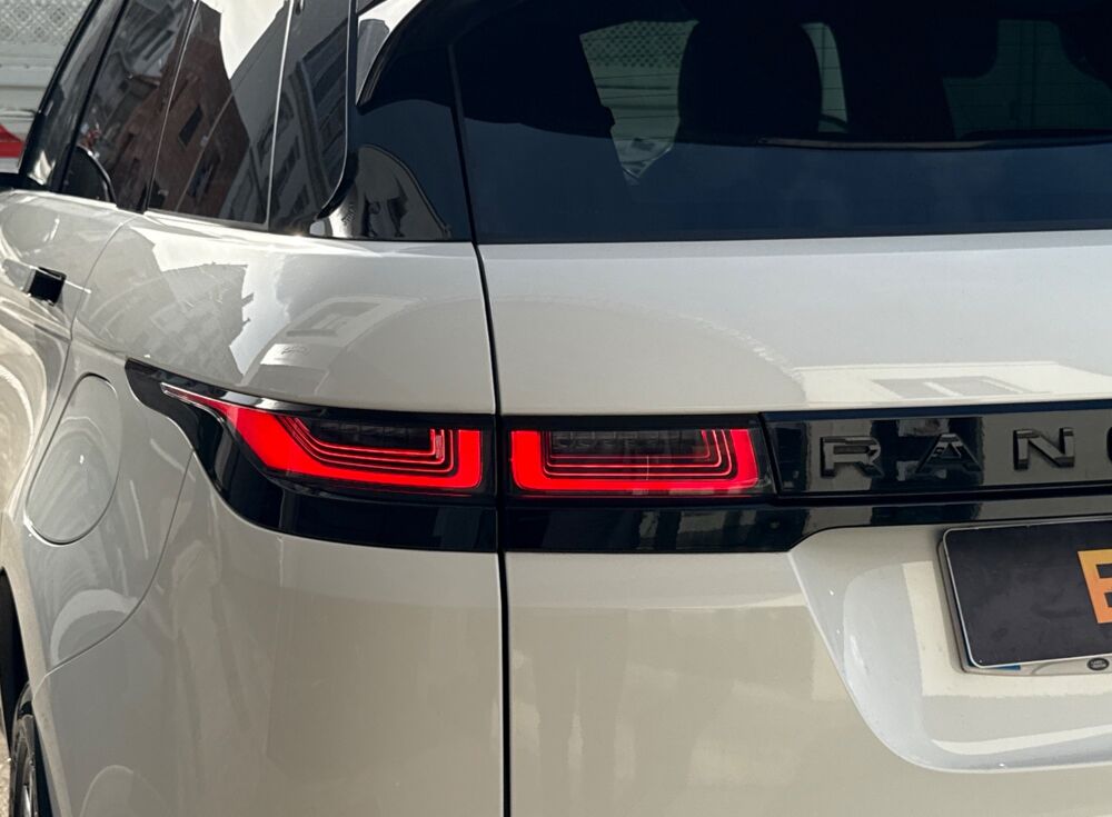 Range Rover Evoque II 1.5 P300E PHEV 4WD R-DYNAMIC HSE BVA8 + TOIT PANO + ATTEL 2020 occasion 54000 Nancy