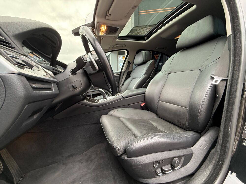 S&eacute;rie 5 4.4 550 I 405 CH LUXE 2010 occasion 25000 Besan&ccedil;on