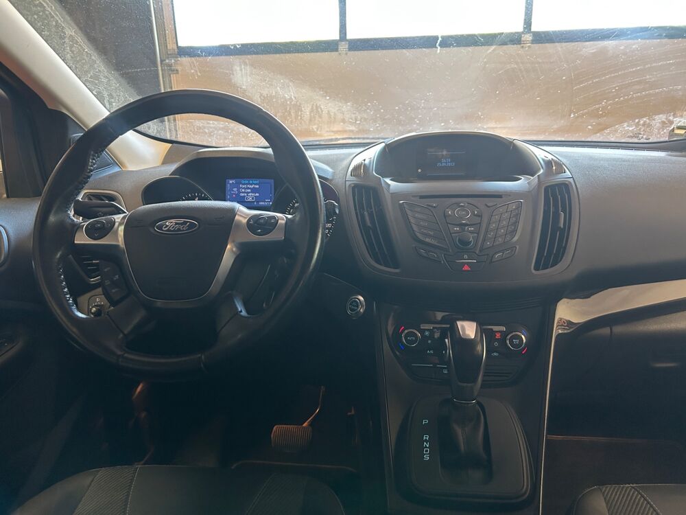 Kuga 1.6 SCTI 180 TITANIUM 4X4 BVA 2013 occasion 83600 Fr&eacute;jus