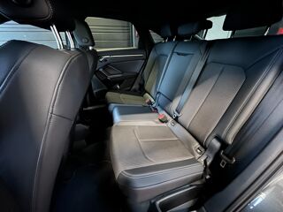 Q3 SPORTBACK S-LINE / TOIT OUVRANT / 1.5 35 TFSi 150 S-TRONIC B 2024 occasion 33260 La Teste-de-Buch