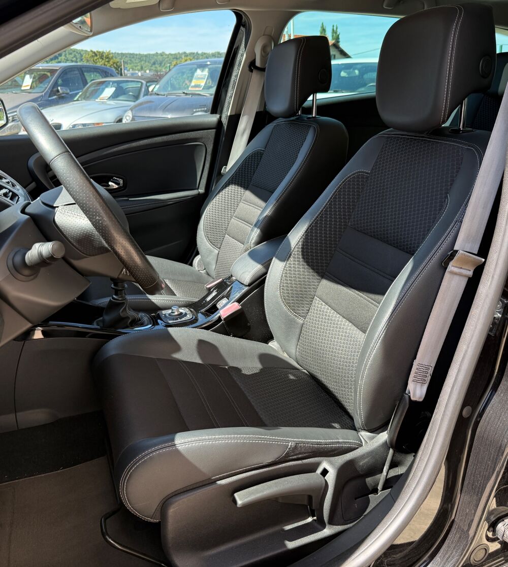 M&eacute;gane III (3) ESTATE 1.6 DCI 130 ENERGY BOSE + CAMERA + TOIT OUVRA 2016 occasion 54000 Nancy