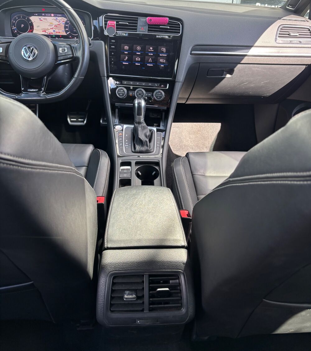 Golf 7 R 2.0 TSI 310 Ch - Toit ouvrant -Cam&eacute;ra de recul - Carplay 2018 occasion 44220 Cou&euml;ron