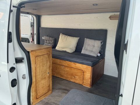 Trafic FOURGON 1.6 DCI 95 1T3 L2H1 CONFORT START-STOP / AMENAGEMENT 2020 occasion 17000 La Rochelle