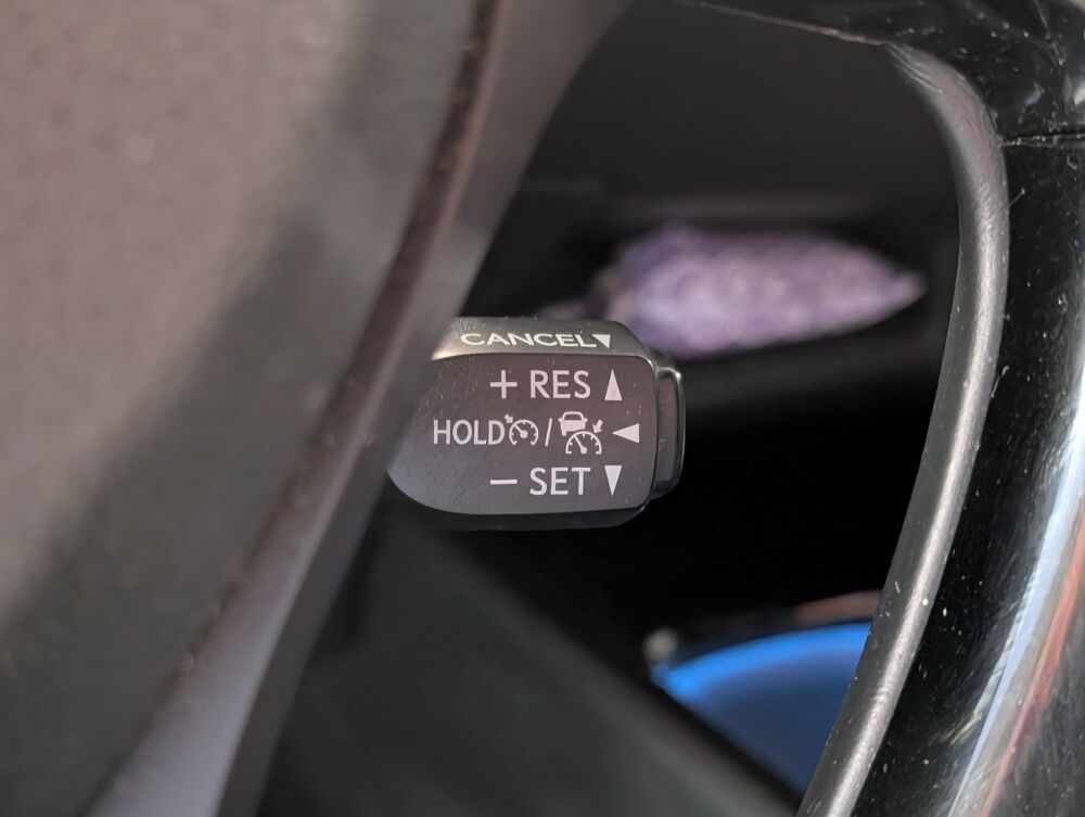C-HR HYBRID 122CV COLLECTION - JBL - 2EME MAIN - ENTRETIEN ET GAR 2019 occasion 69400 Arnas