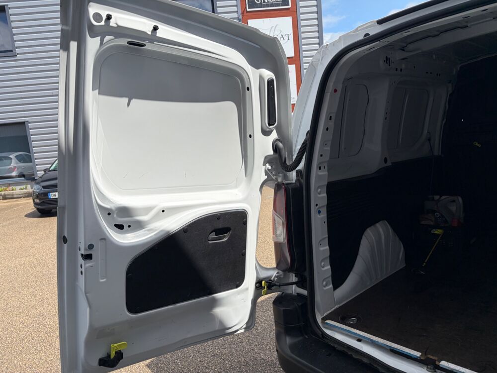 Partner 1.5 BLUEHDI 130ch ASPHALT BVA8 650KG L1 START-STOP 2022 occasion 25300 Pontarlier