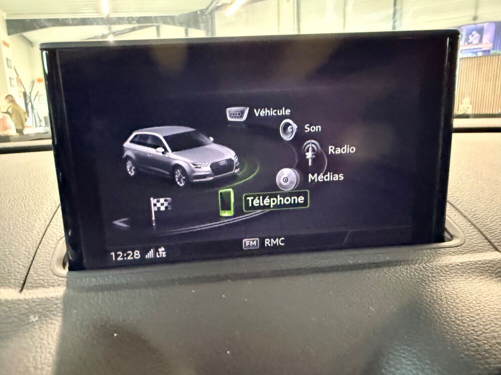 A3 SPORTBACK 1.6 TDI 110 AMBIENTE S-TRONIC BVA 2017 occasion 79000 Niort