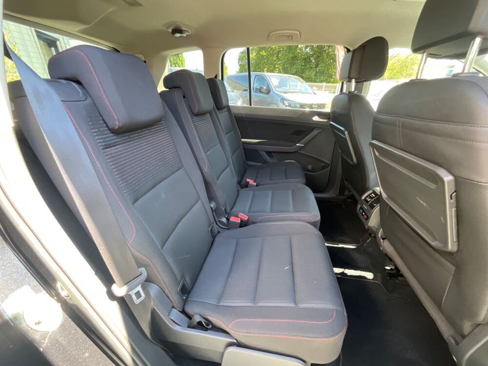 Touran Places 1.6 TDI 115 BLUEMOTION ALLSTAR DSG / 7 Places / Entre 2017 occasion 17000 La Rochelle