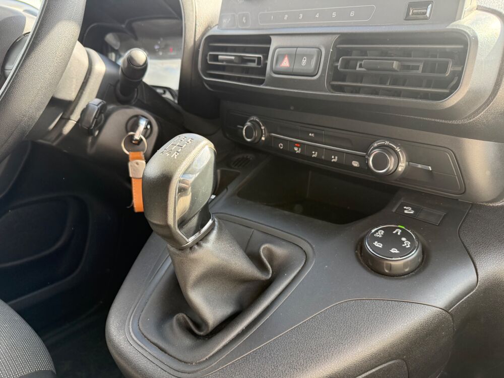 Berlingo 1.6 BLUEHDI 100Ch CONFORT - CAM&Eacute;RA DE RECUL - CLIMATISATION 2019 occasion 27000 &Eacute;vreux