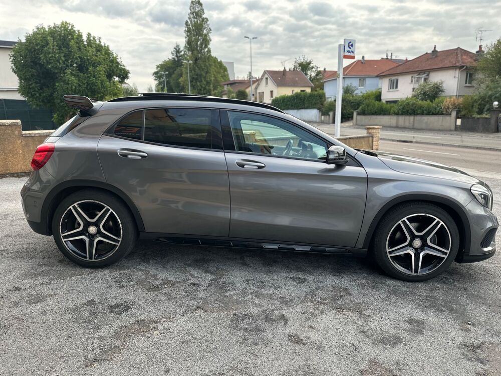 Classe GLA 2.0 250 211CH FASCINATION AMG 4MATIC 7G-DCT BVA 103500km 2016 occasion 25000 Besan&ccedil;on