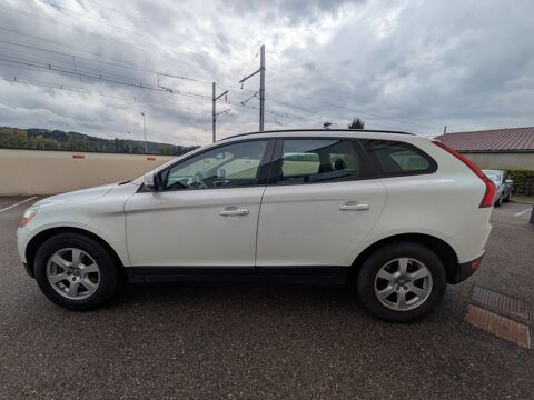XC60 2.4 D3 165cv KINETIC AWD / PREMIERE MAIN / ATTELAGE / RADAR 2011 occasion 69420 Ampuis