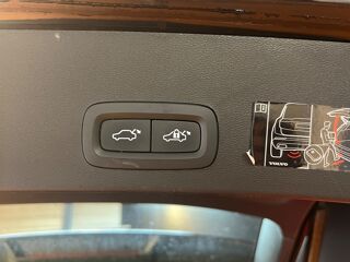XC40 1.5 T5 262Ch TWIN-ENGINE RECHARGE PHEV HYBRID INSCRIPTION 2 2021 occasion 33320 Eysines