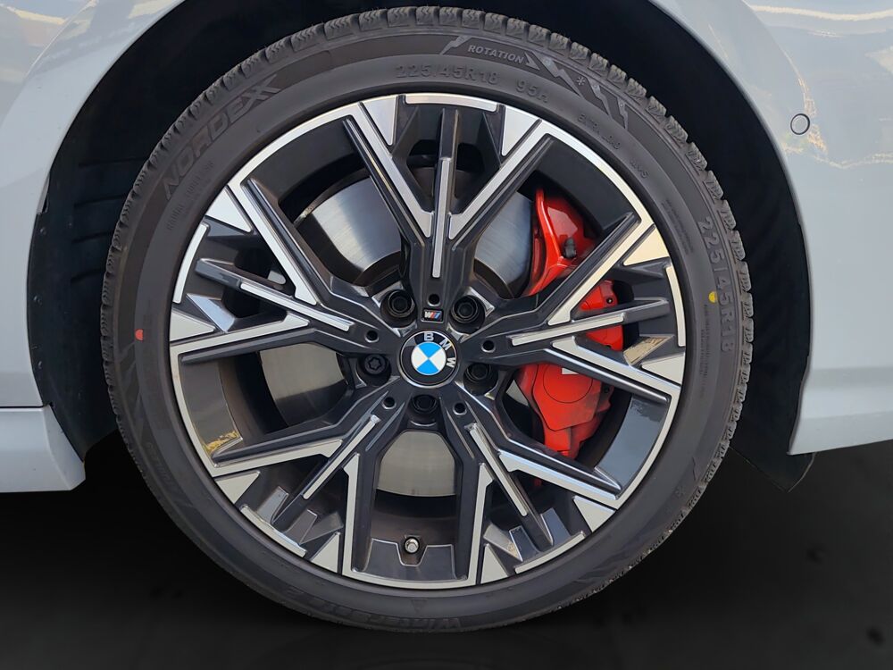 S&eacute;rie 1 2.0L 123I 218cH M-SPORT PRO XDRIVE DKG/ TOIT OUVRANT / HUD / 2025 occasion 74600 Seynod