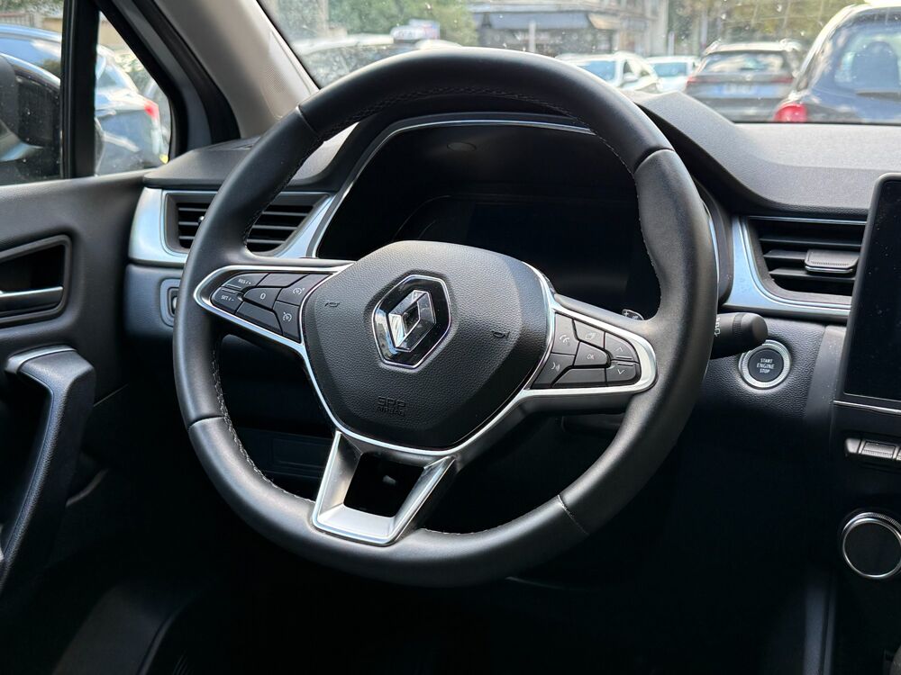 Captur 1.3 TCE 160 ch MICRO-HYBRID 160 HYBRID INTENS EDC 2022 occasion 94170 Le Perreux-sur-Marne